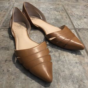 Vince Camuto flats size 10